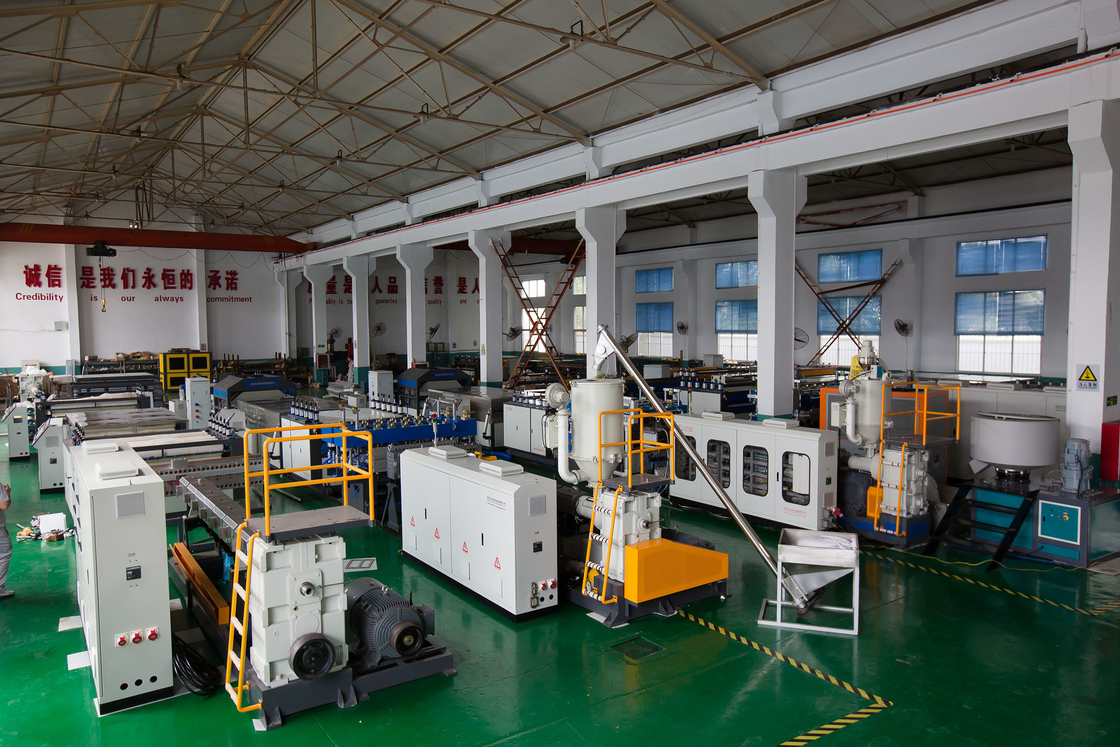 Cadena de producción acanalada durable de máquina de la hoja TSGZB-1400/3000 55 - 75kw/132kw acanaló la máquina de la hoja proveedor