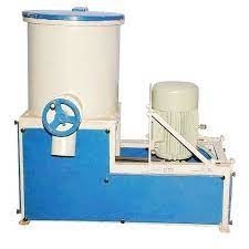 Máquina plástica de alta velocidad 330RPM 660RPM del mezclador de 110KW 83KW